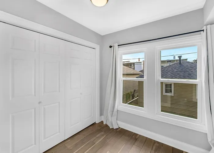 Spacious Haven - 8 Min From Downtown Chicago - Sleeps 10 Apartment Forest Park